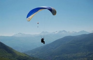  Vuelo en parapenle Parque Nacional de los Pirineos
